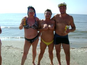 Old-women-at-sea.-Sulina-Beach.-Romania-x178-x6xf9go3qe.jpg
