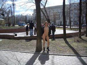 Nude in Public - Crowd Pleaser!q6xg68jrqi.jpg