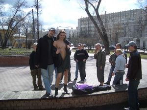 Nude in Public - Crowd Pleaser!u6xg68u7ms.jpg