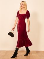 44890704_suzanne-dress_crimson_2.jpg